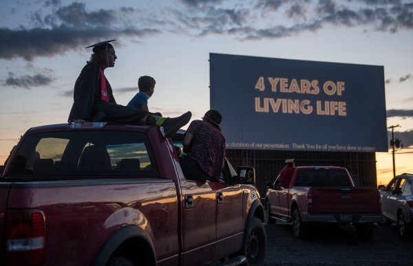 Drive-ins Theater, once fade, more community centers during the pandemic